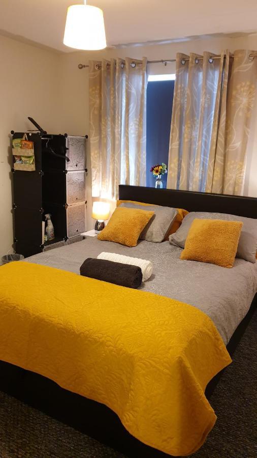 M&B Haven - Sittingbourne Apartamento Exterior foto