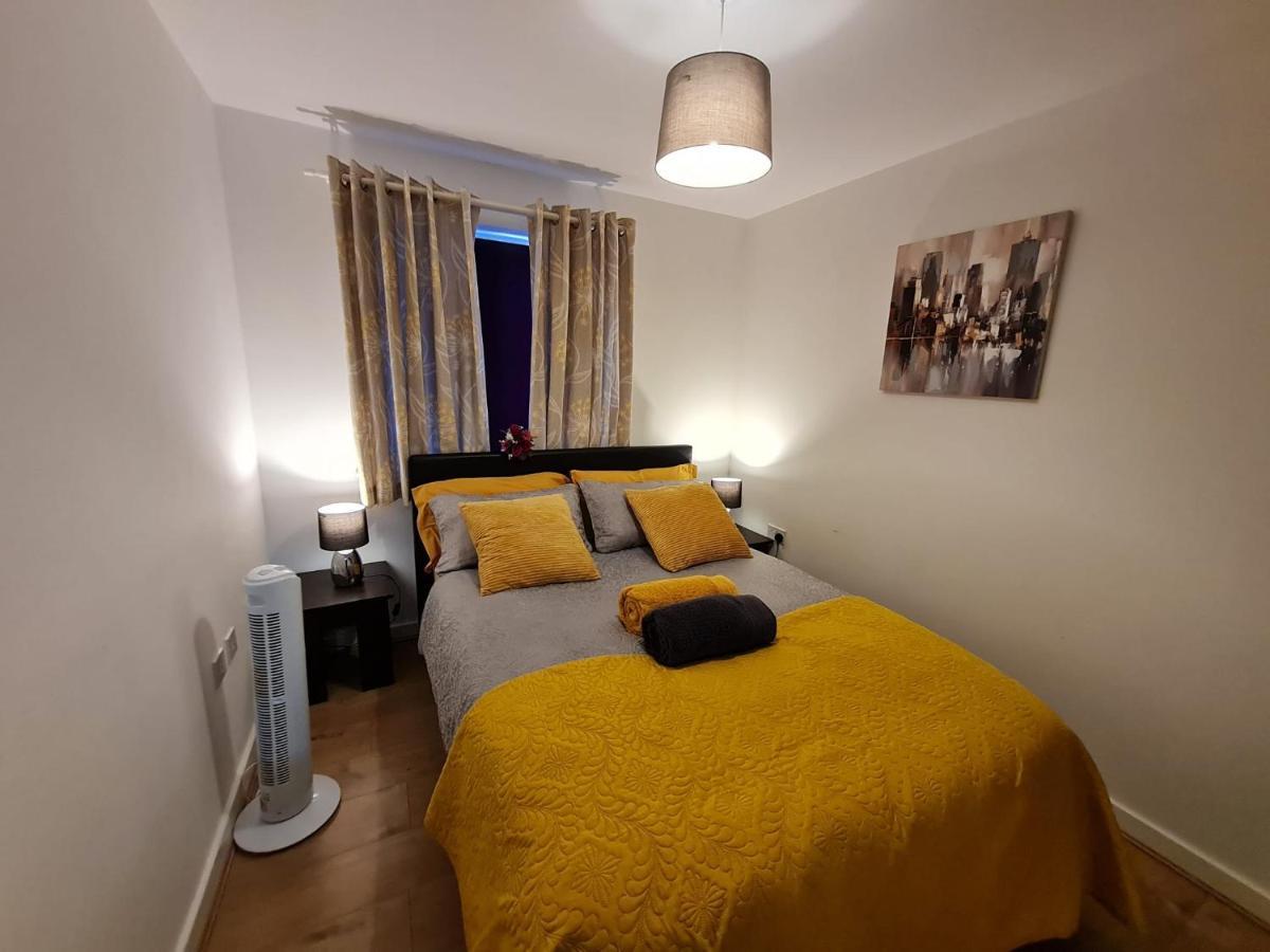 M&B Haven - Sittingbourne Apartamento Exterior foto